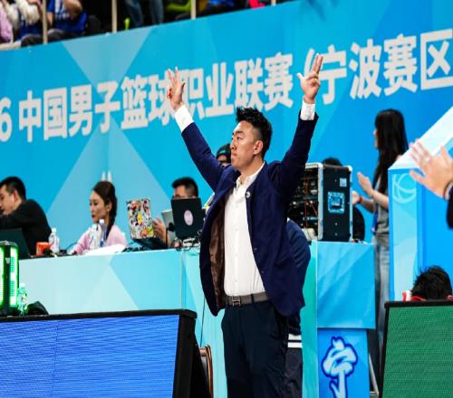 别骂刘家成了！挖空宁波在NBA很常见，只是在人情联赛显得不厚道