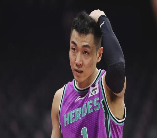 CBA狂野一日！2人获顶薪，4人正式签约，徐杰、赵继伟陷交易流言