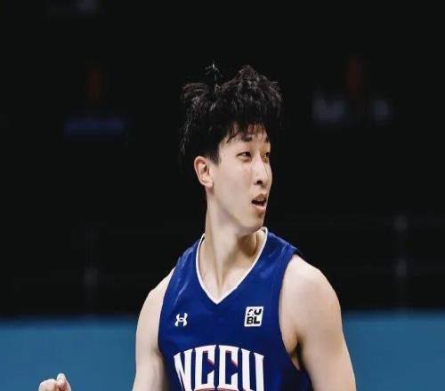 杜峰出席广东篮协座谈会，曾繁日多年C类合同前往江苏，篮协调查赵柏清前往日本联赛事件，赵继伟为家乡捐款