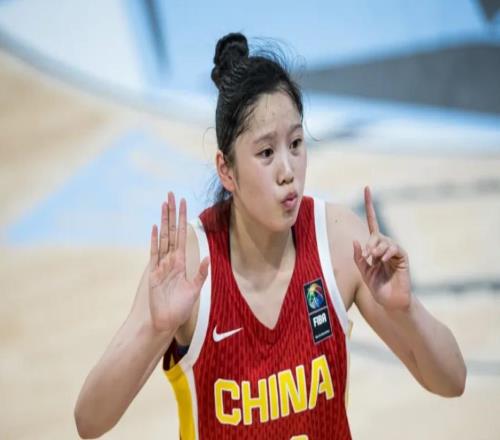 李沅珊沮丧捂脸！场均20.3分成队史首人入世界杯二阵未来接班李梦